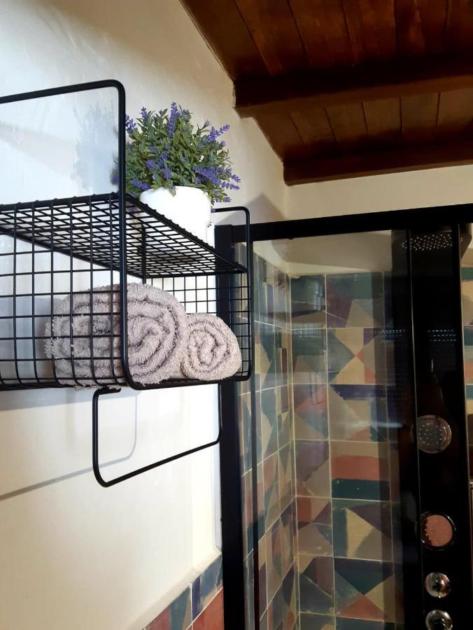 Apartamentos Callampa Torrejon el Rubio Luaran gambar