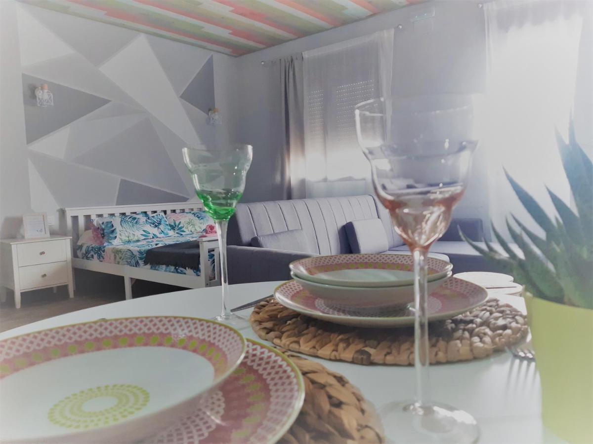 Apartamentos Callampa Torrejon el Rubio Luaran gambar