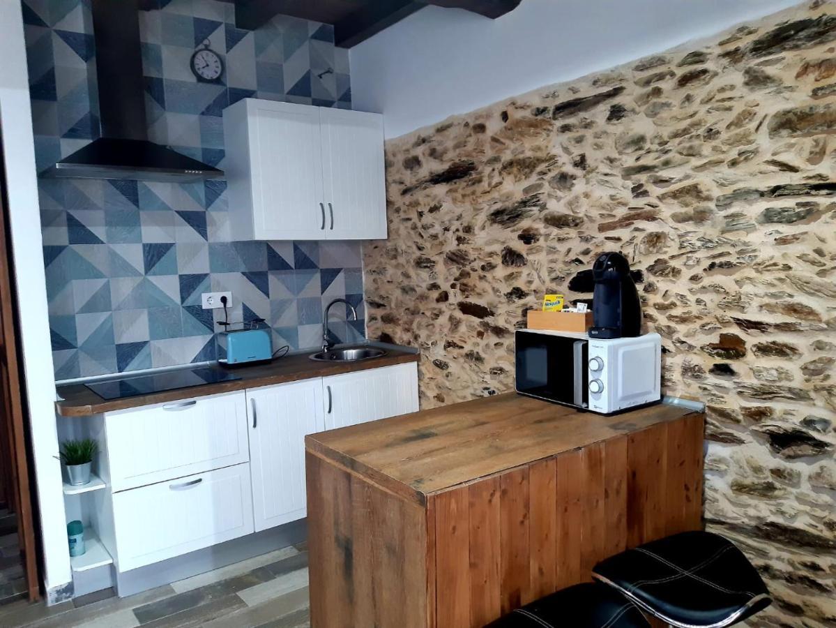 Apartamentos Callampa Torrejon el Rubio Luaran gambar